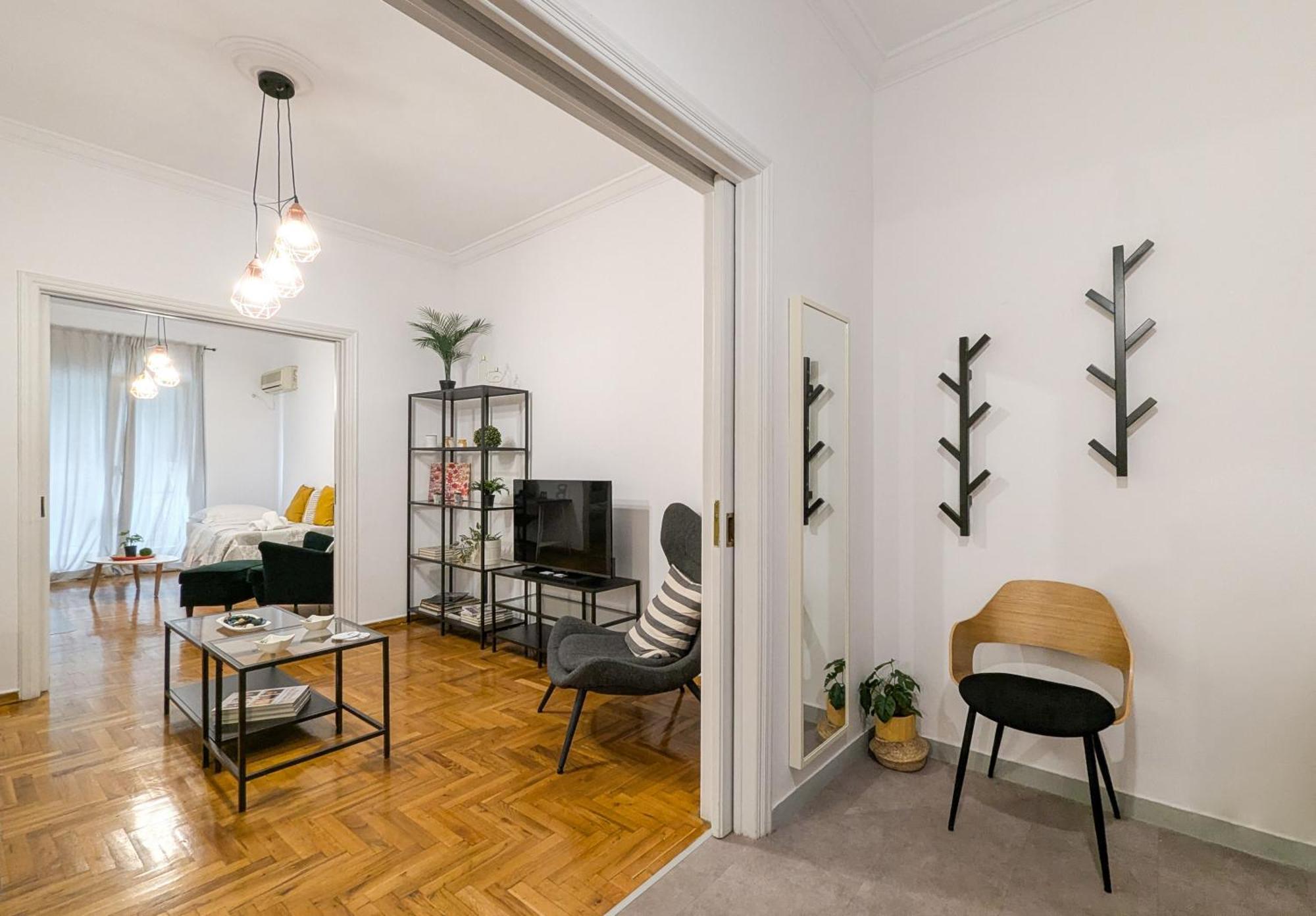 Spacious Apt For 5 Guests Next To Acropolis&Metro Атина Екстериор снимка
