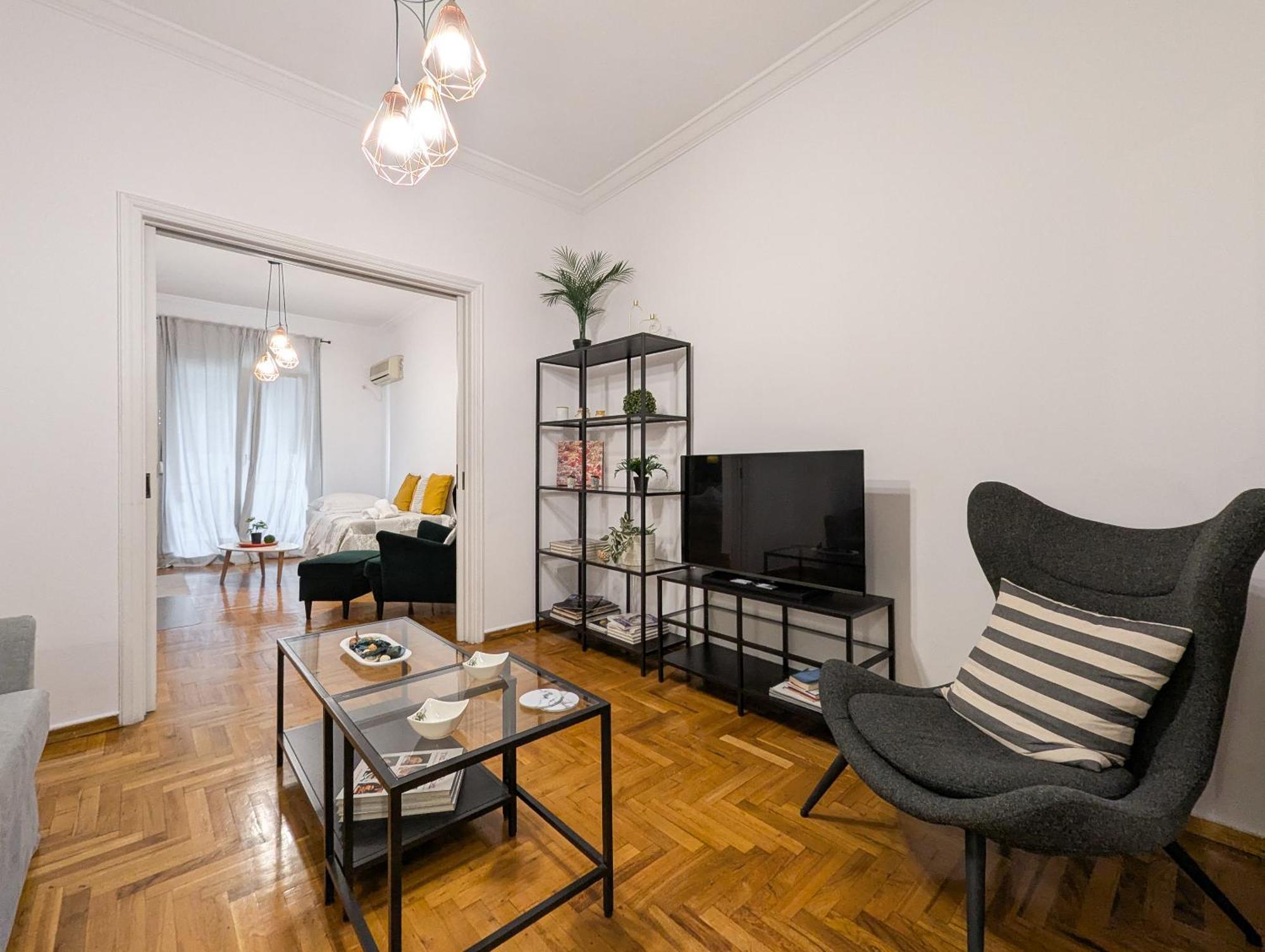 Spacious Apt For 5 Guests Next To Acropolis&Metro Атина Екстериор снимка