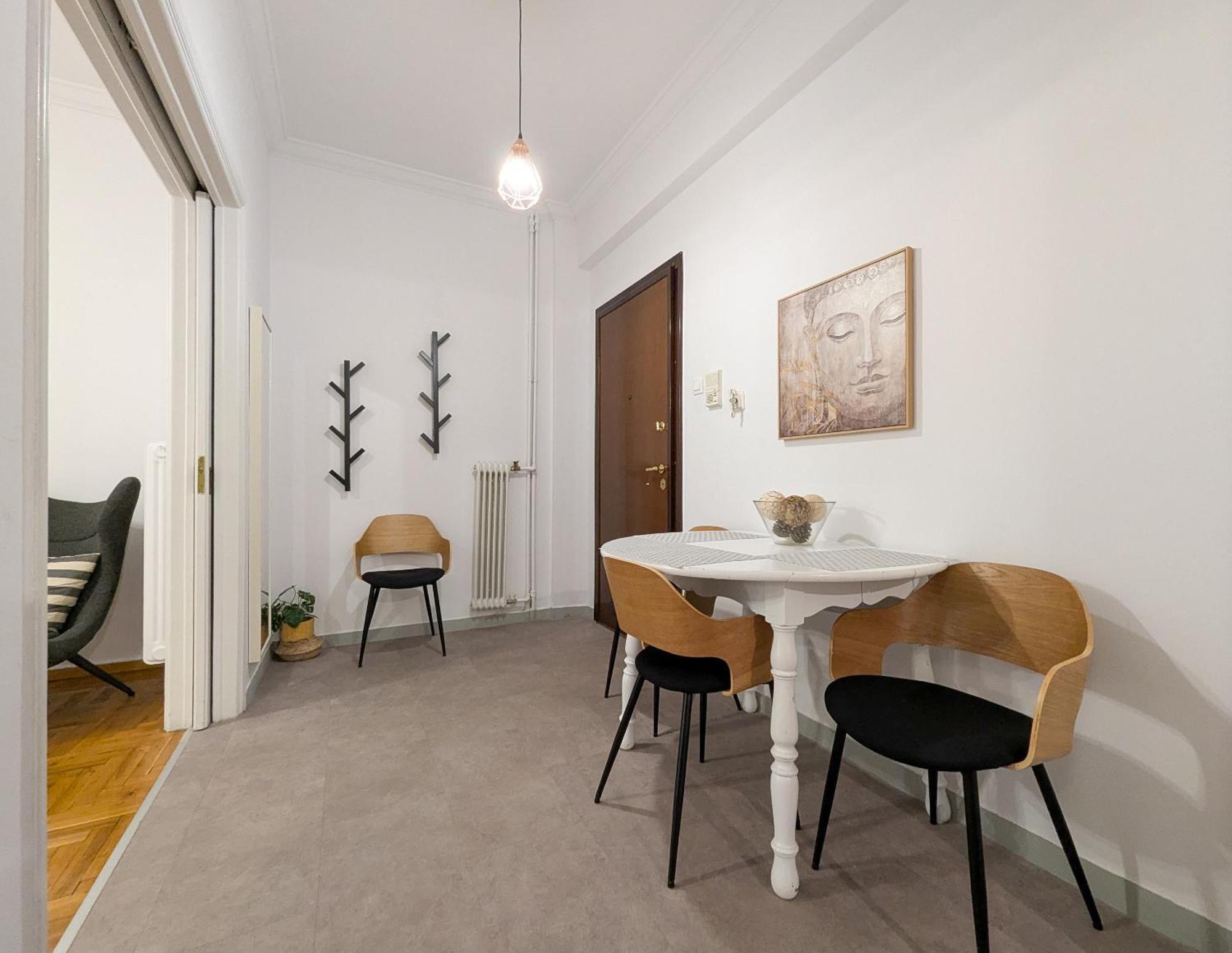 Spacious Apt For 5 Guests Next To Acropolis&Metro Атина Екстериор снимка
