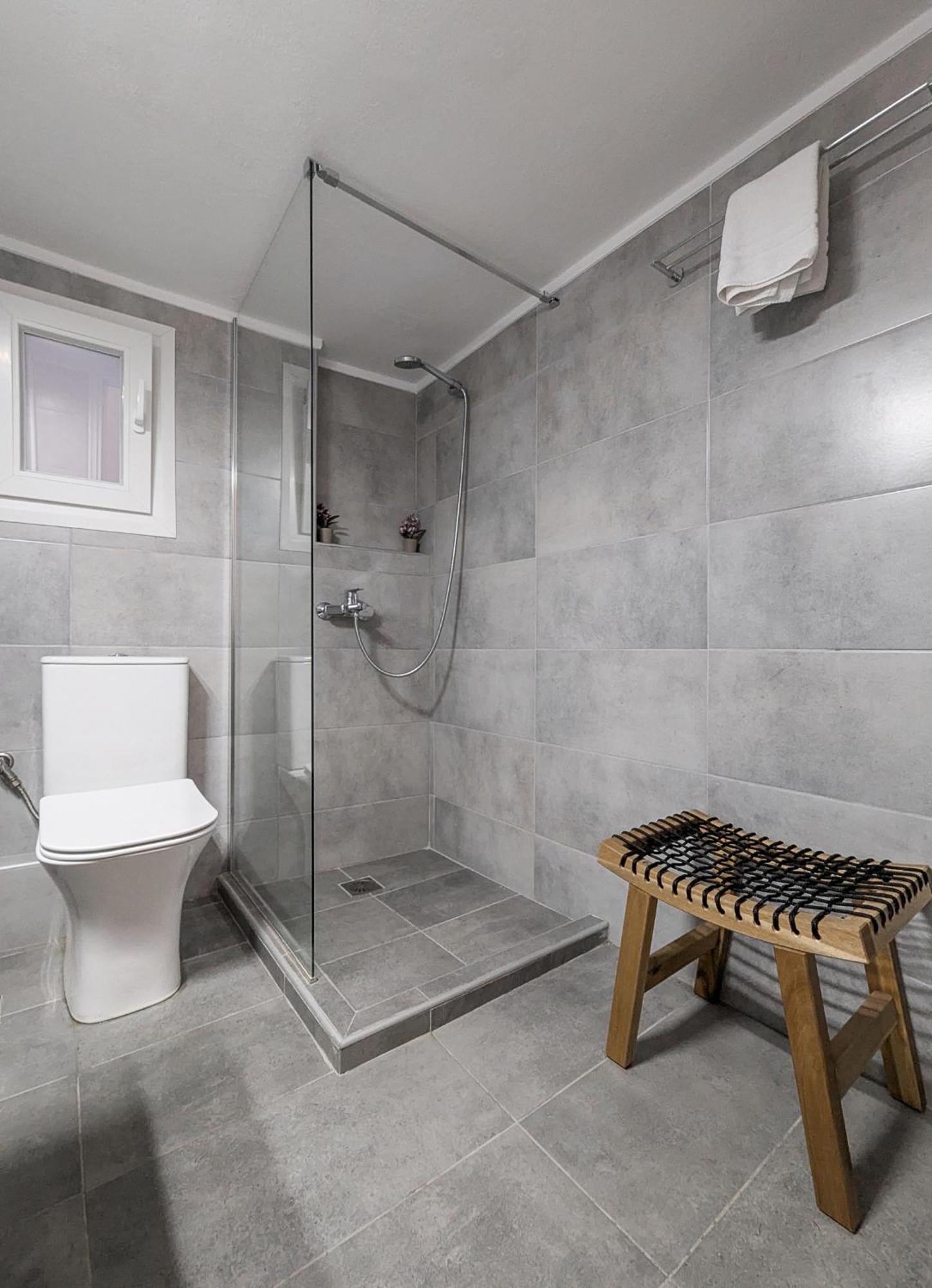 Spacious Apt For 5 Guests Next To Acropolis&Metro Атина Екстериор снимка